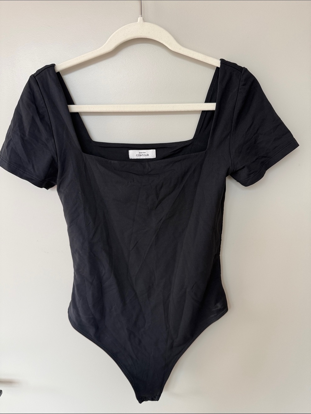 Aritzia Babaton contour Black Square Neck Short Sleeve Bodysuit